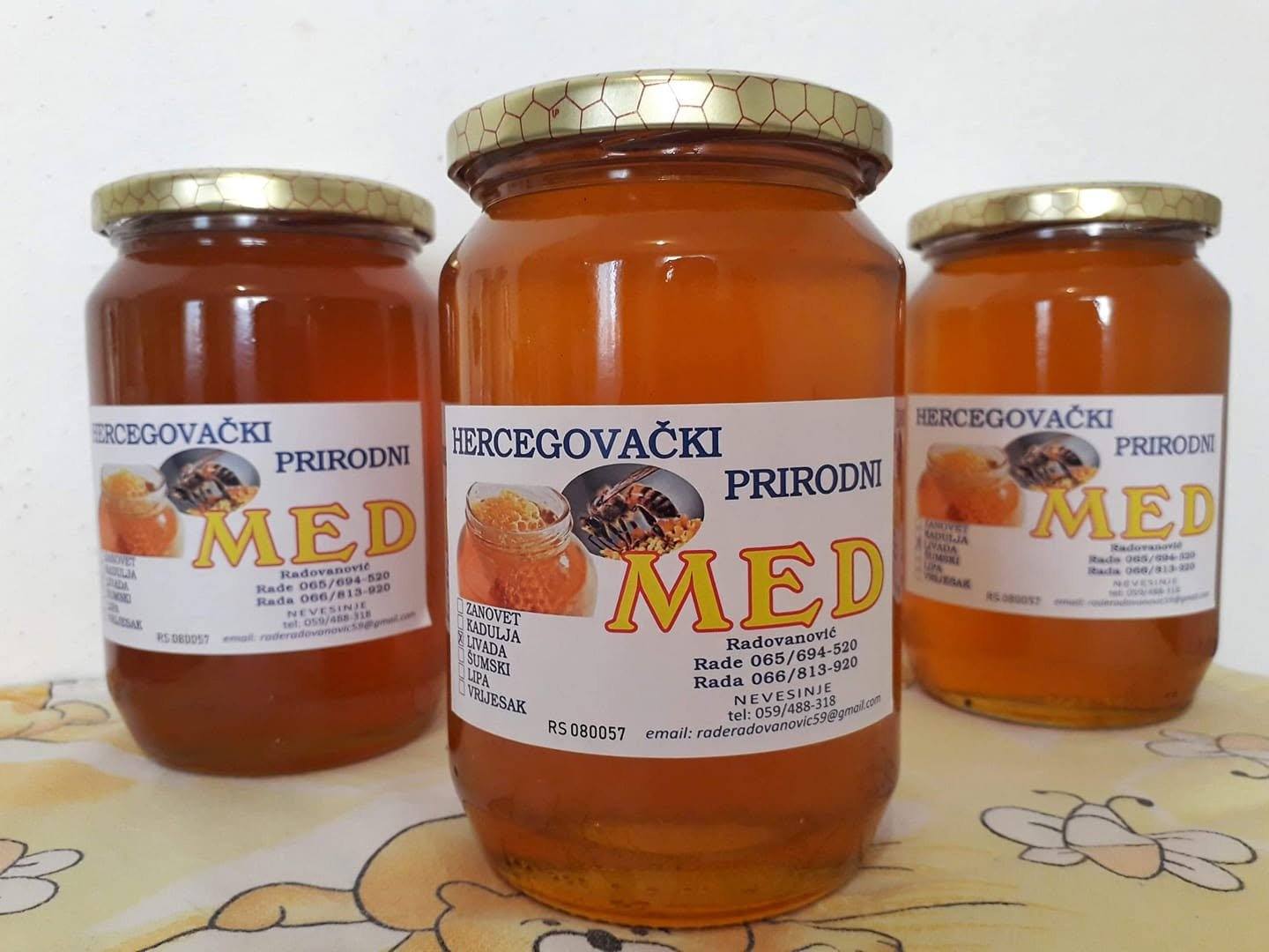 Naslovna fotografija — Pčelarstvo Radovanović
